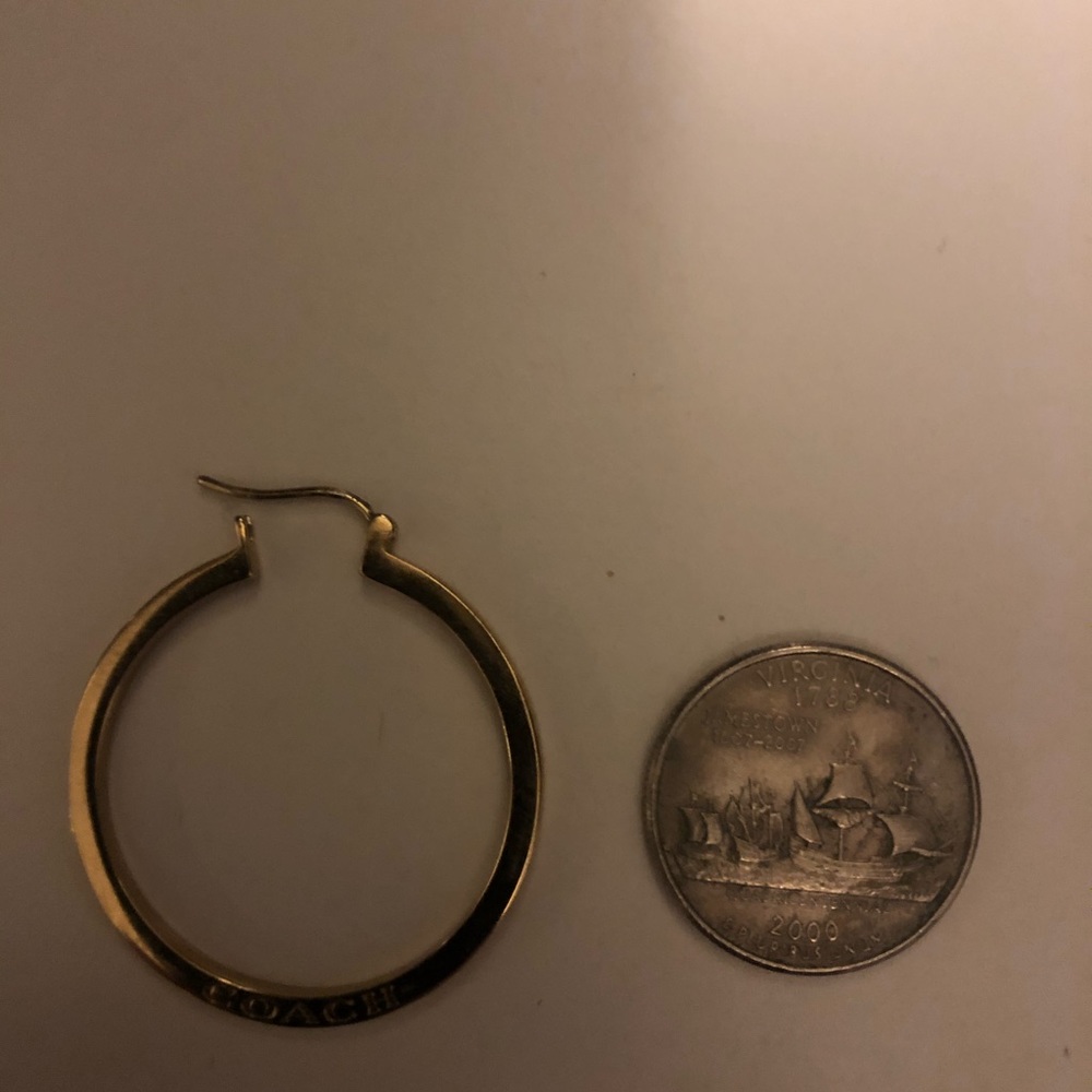 coach silver hoop earri… - Picture 4 of 4
